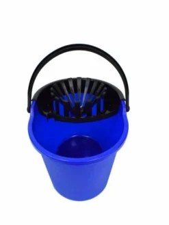 Globe Commercial Products Cleaning Tools 13 Quart Mop Bucket With Wringer