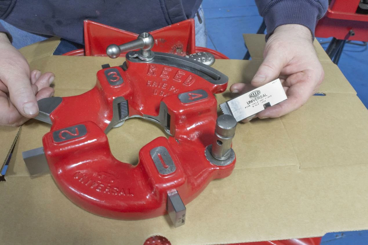 Reed Universal Pipe Threading Dies Pipe Tools 5 Reed Universal Pipe Threading Dies Pipe Tools