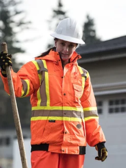 Pioneer Reflective Striped 6 In 1 Winter Work Bomber | XS-5XL Hi-Vis Work Wear